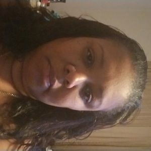 Meet your Posher, Annette